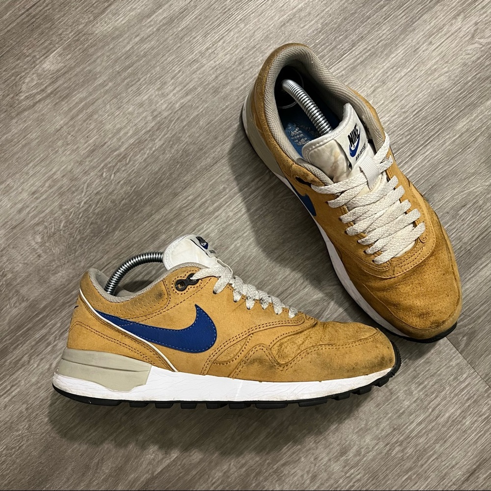 Nike Air Odyssey Leather Bronze Sneakers Size 9